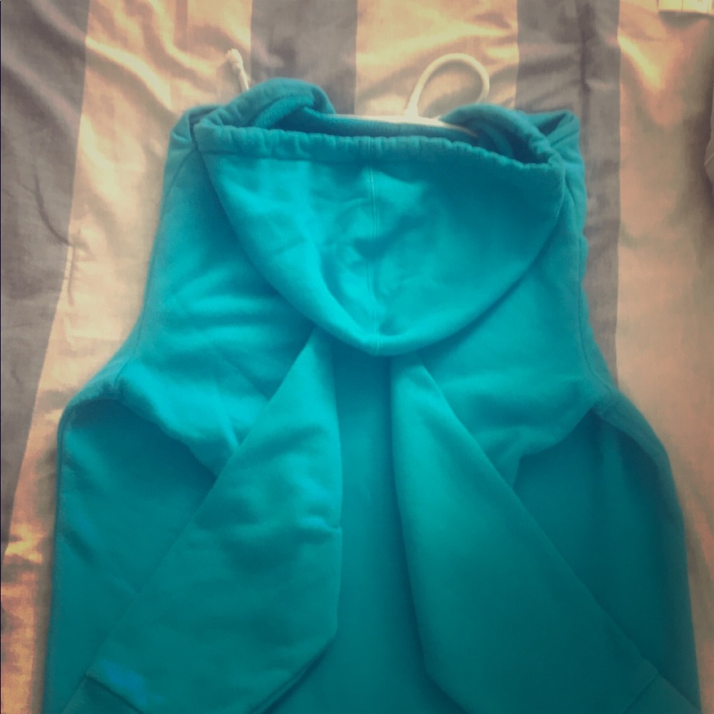 Express men’s sweater